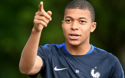 冠竞电竞热评-于帕梅卡诺这表现该被弃用